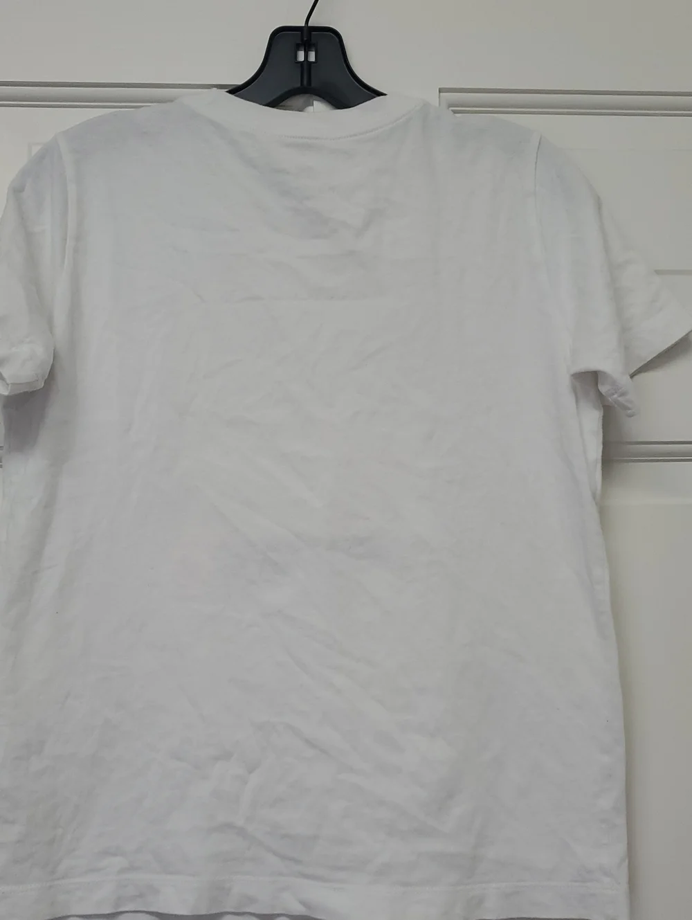 NIKE Kids White Graphic Tee - 